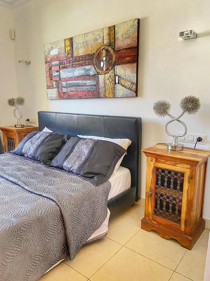 Los Cristianos 4 Bed Townhouse Villa Los Cristianos (Tenerife)
