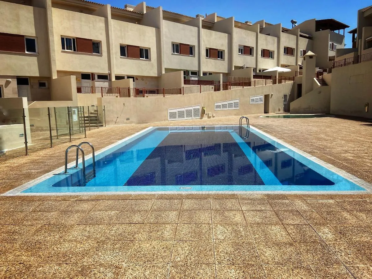 Los Cristianos 4 Bed Townhouse 0*, Los Cristianos (Tenerife)